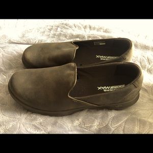 Womens’ Sketchers Leather Loafers SZ 8.5